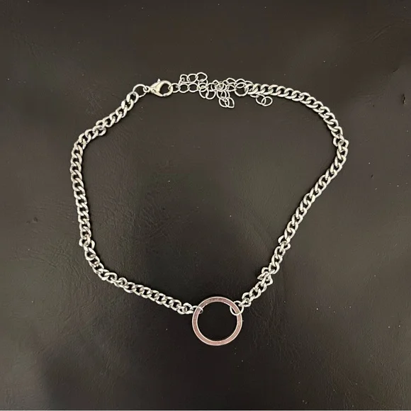 Ring Choker - Picture 2 of 2